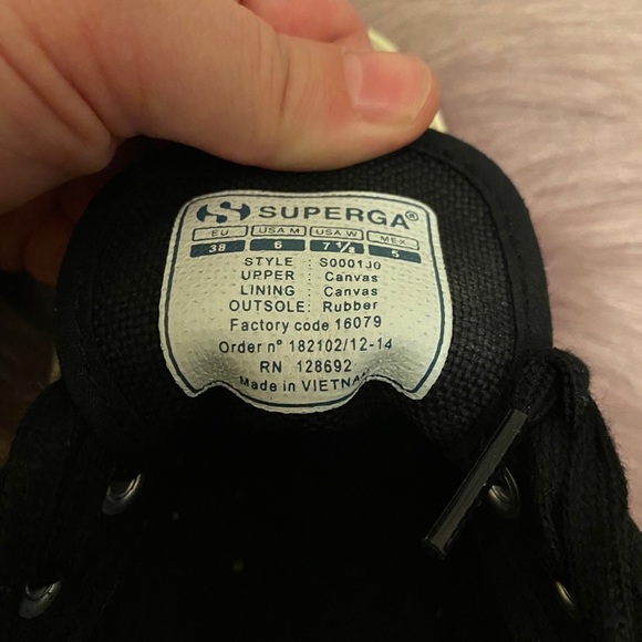Superga shoes size 7.5 - Picture 4 of 4